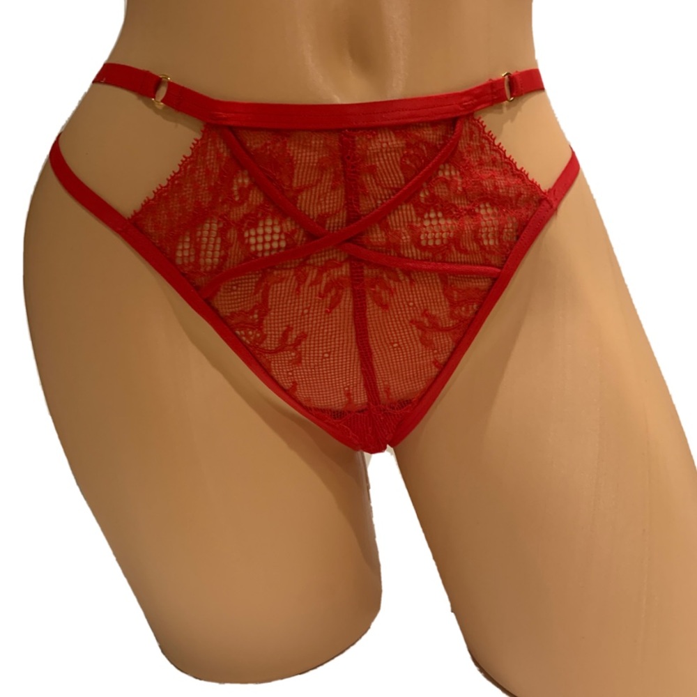 Victoria’s Secret Very Sexy Lace Strappy Cutout Ring Red Thong VS Panty